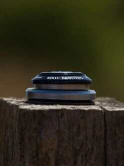 White Industries IS41/IS52 Integrated Headset