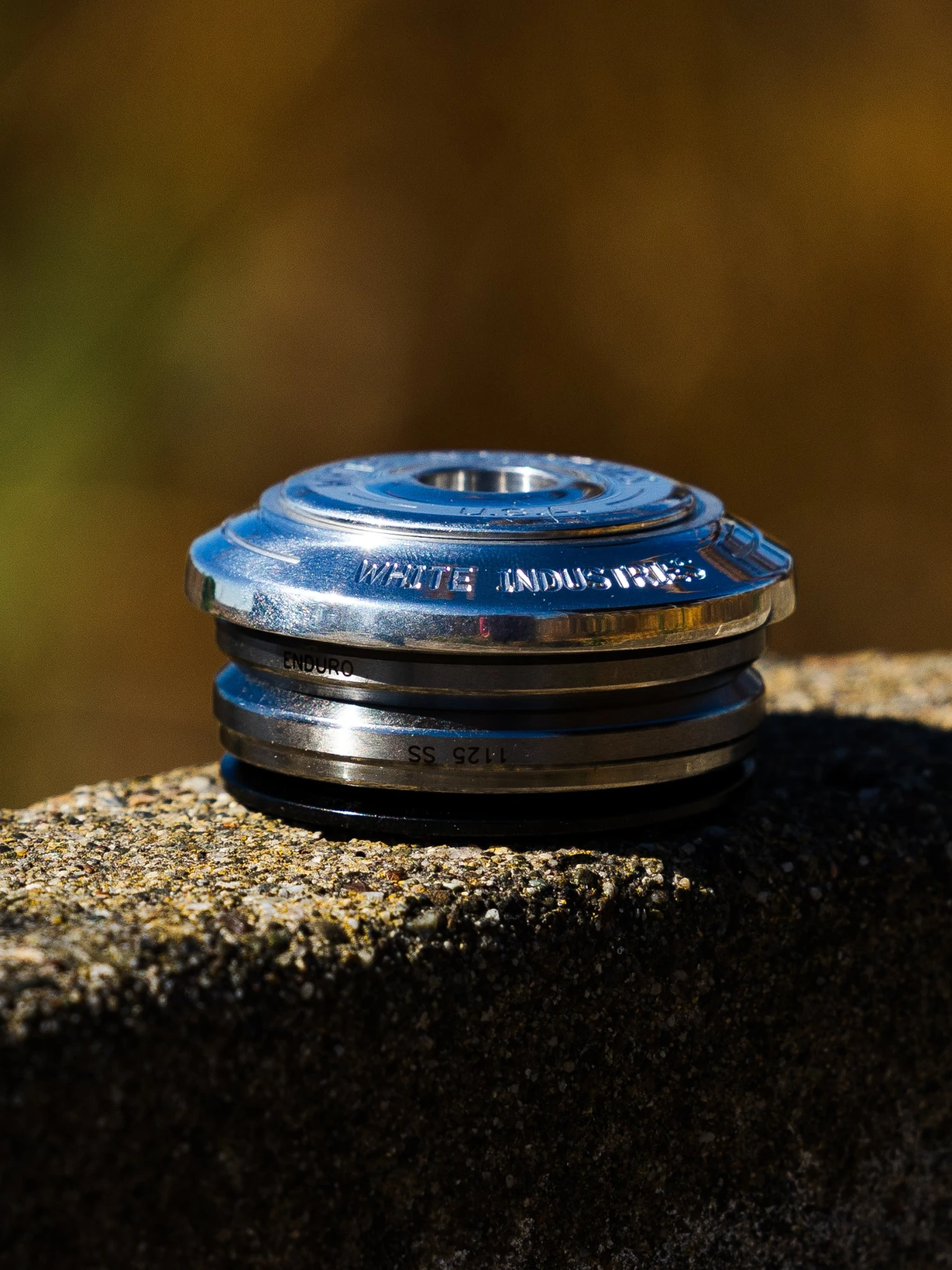 White Industries IS42/IS42 Integrated Headset 1 White Industries IS42/IS42 Integrated Headset