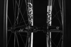 ENVE AM30 Wheelset -Bicycle Component Shop AM30 I9 101 Hero1