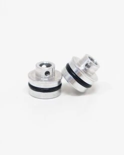 White Industries Front Axle Conversion Kit - All Hub Types 7 White Industries Front Axle Conversion Kit - All Hub Types -Bicycle Component Shop DSC03751 port