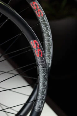 Velocity Alloy / White Industries Mountain Wheelset (Blunt SS, Blunt 35 Or Dually) -Bicycle Component Shop Paul Blunt SS 14