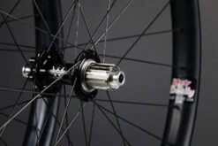 Velocity Alloy / White Industries Mountain Wheelset (Blunt SS, Blunt 35 Or Dually) -Bicycle Component Shop XMR Dually hor 3