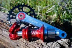 White Industries R30 Crankset (Road) -Bicycle Component Shop red whiteind CLD 2 1549302990 865fad9b a3ed 474e 95e4 e9ac90525092